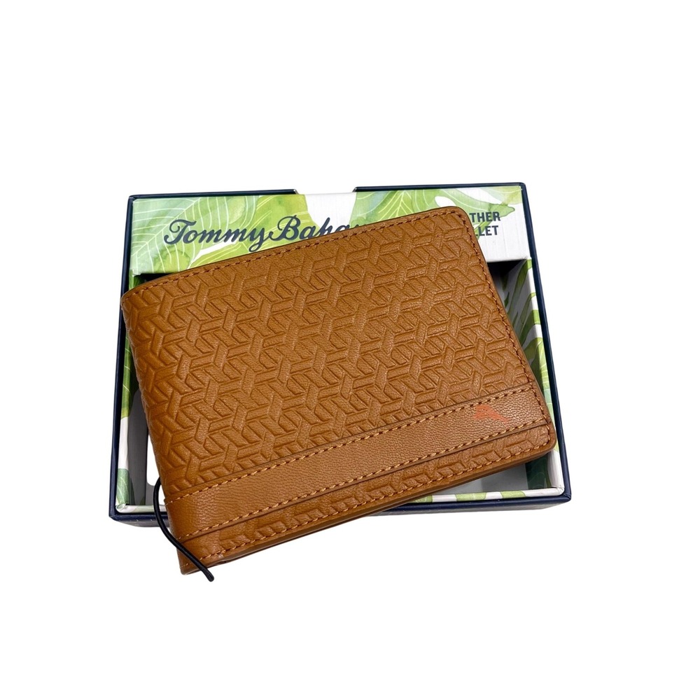 Tommy‎ Bahama Mens Tan Leather Geometric Embossed BiFold Wallet With Box